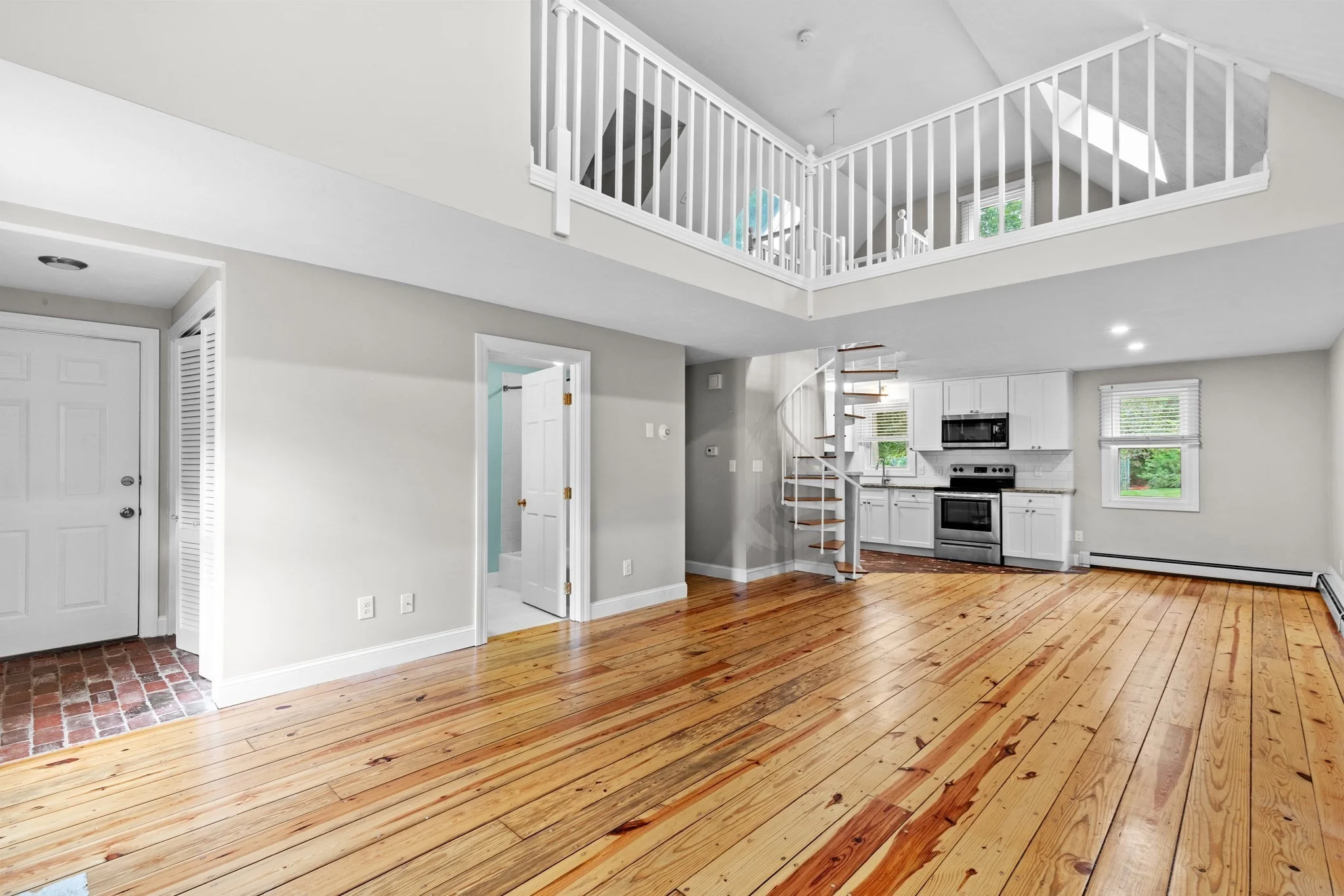 2 bed, 1 bath apartment for rent at 12 State Rd Unit 2E, Plymouth — photo 10 of 31