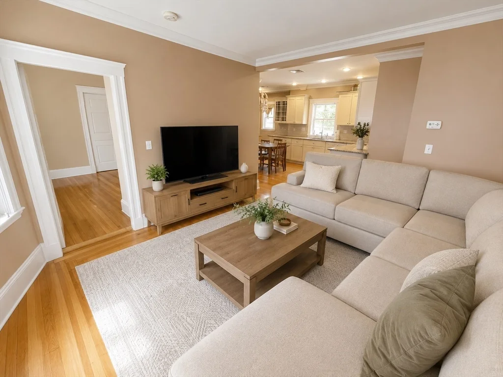 3 bed, 1 bath apartment for rent at 12 Stevens Unit 2, Medford — photo 4 of 11