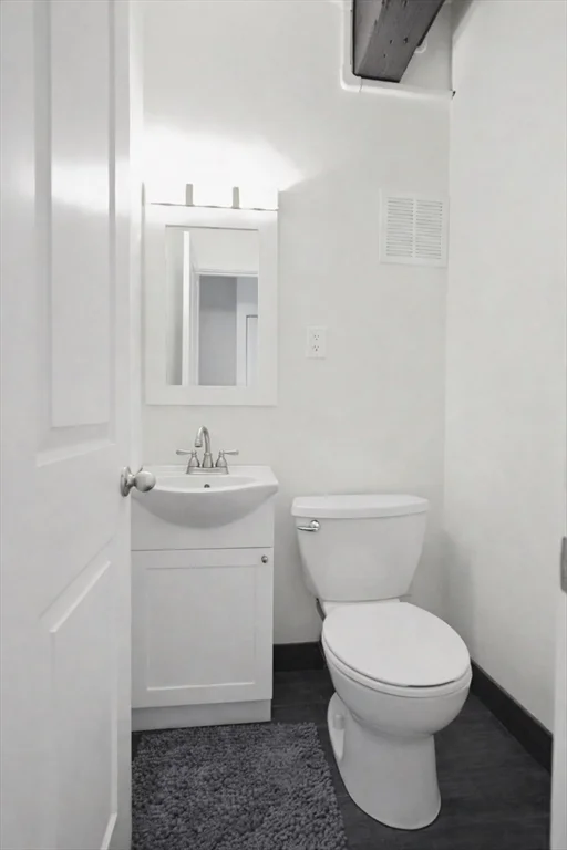 1 bed, 1 bath apartment for rent at 12 Stoneholm St Unit 304, Fenway — photo 5 of 10