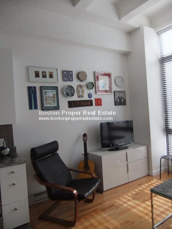 1 bed, 1 bath apartment for rent at 12 Stoneholm St Unit 308, Fenway — photo 4 of 14