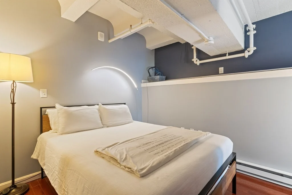 1 bed, 1 bath apartment for rent at 12 Stoneholm St Unit 318, Fenway — photo 5 of 15