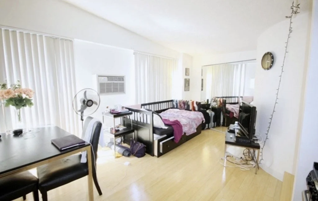 Studio bed, 1 bath apartment for rent at 12 Stoneholm St Unit 321, Fenway — photo 1 of 9