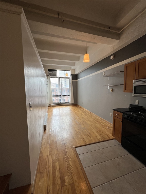 1 bed, 1 bath apartment for rent at 12 Stoneholm St Unit 402, Fenway — photo 4 of 12