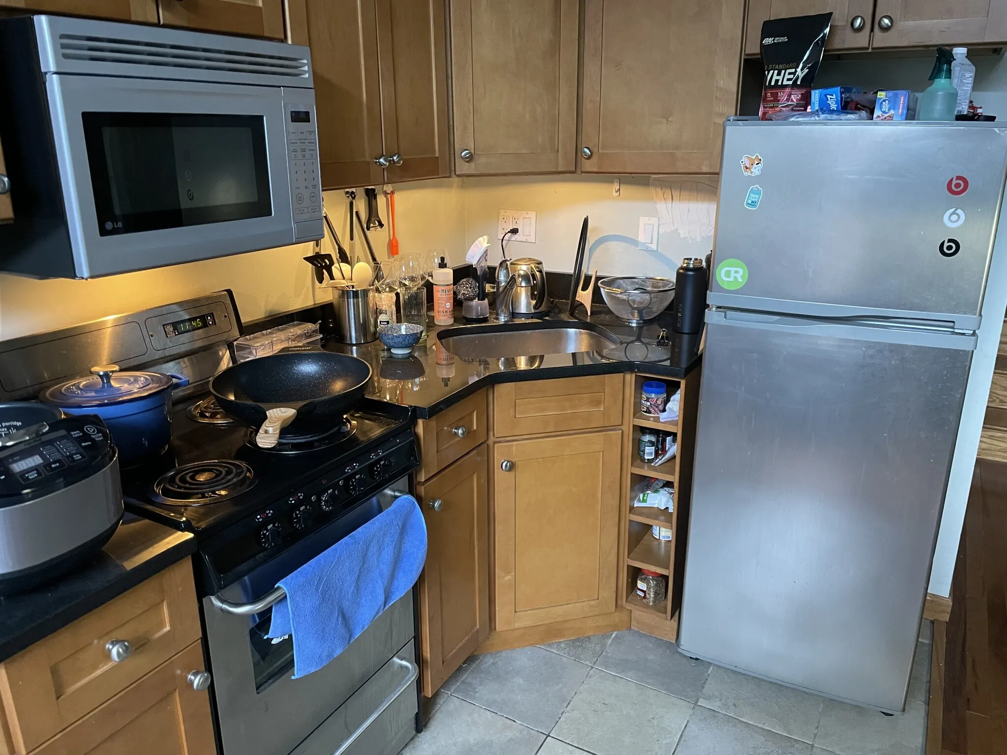 1 bed, 1 bath apartment for rent at 12 Stoneholm St Unit 409, Fenway — photo 3 of 12