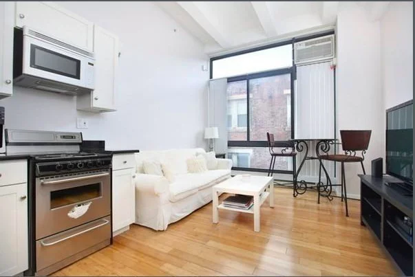 1 bed, 1 bath apartment for rent at 12 Stoneholm St Unit 415, Fenway