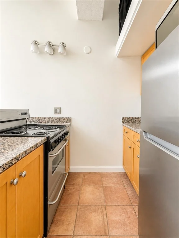 1 bed, 1 bath apartment for rent at 12 Stoneholm St Unit 418, Fenway — photo 6 of 7