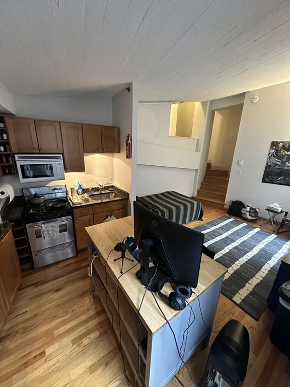 Studio bed, 1 bath apartment for rent at 12 Stoneholm St Unit 420, Fenway — photo 10 of 17