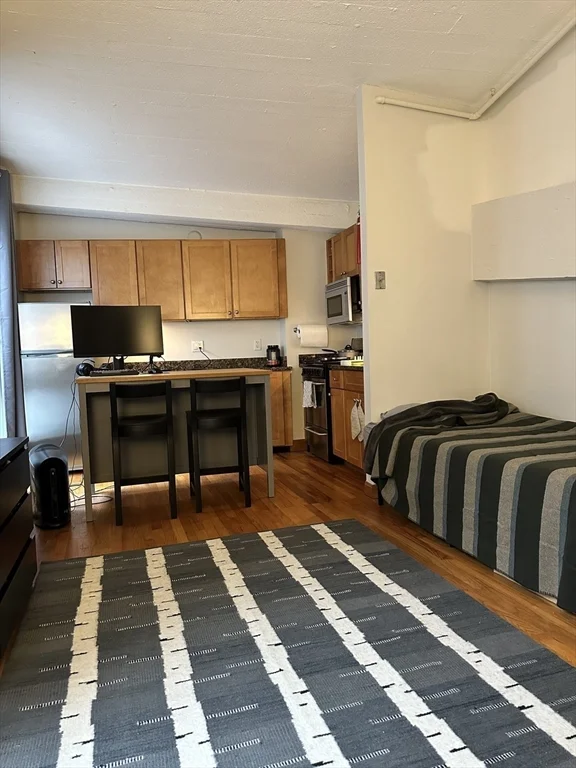 Studio bed, 1 bath apartment for rent at 12 Stoneholm St Unit 420, Fenway — photo 4 of 17