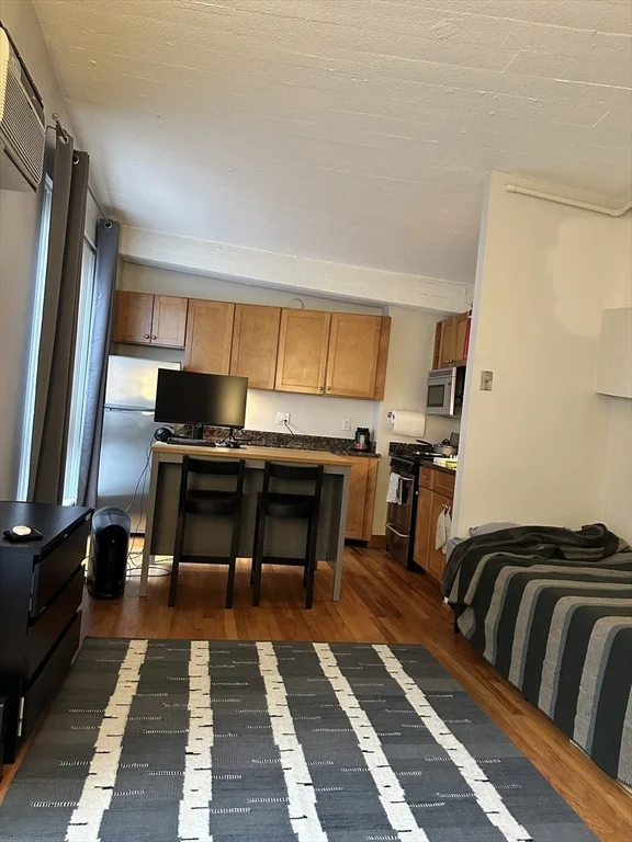 Studio bed, 1 bath apartment for rent at 12 Stoneholm St Unit 420, Fenway — photo 5 of 17