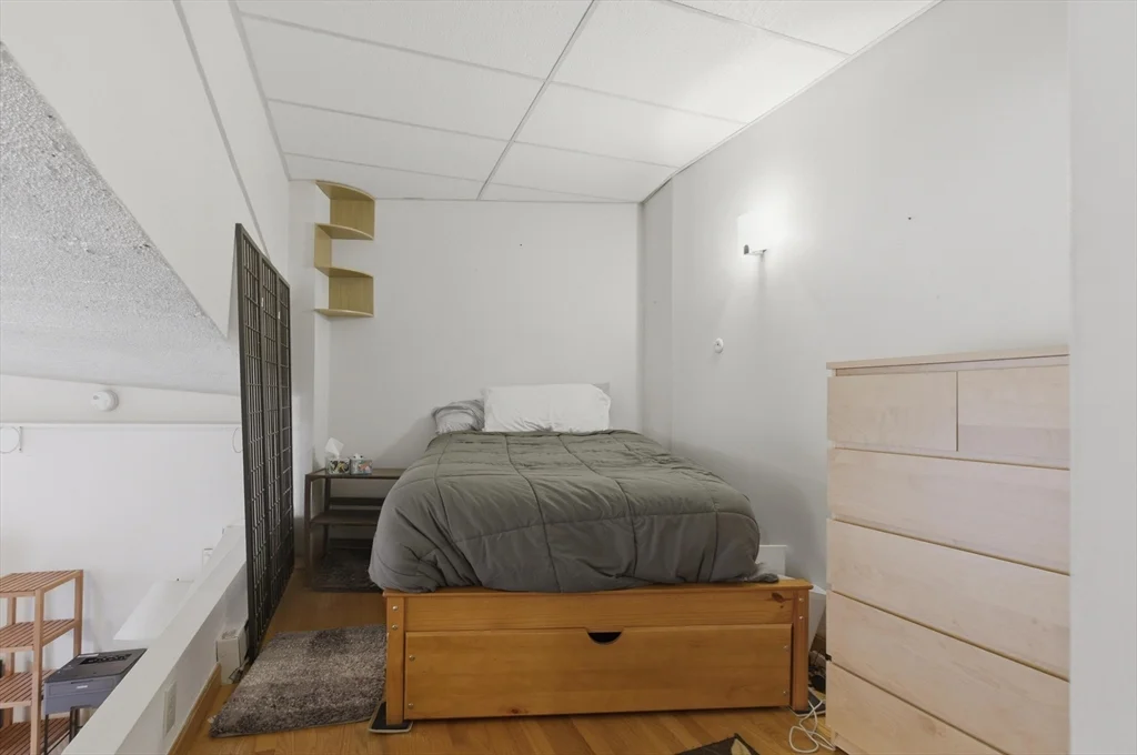 1 bed, 1 bath apartment for rent at 12 Stoneholm St Unit 425, Back Bay — photo 20 of 40