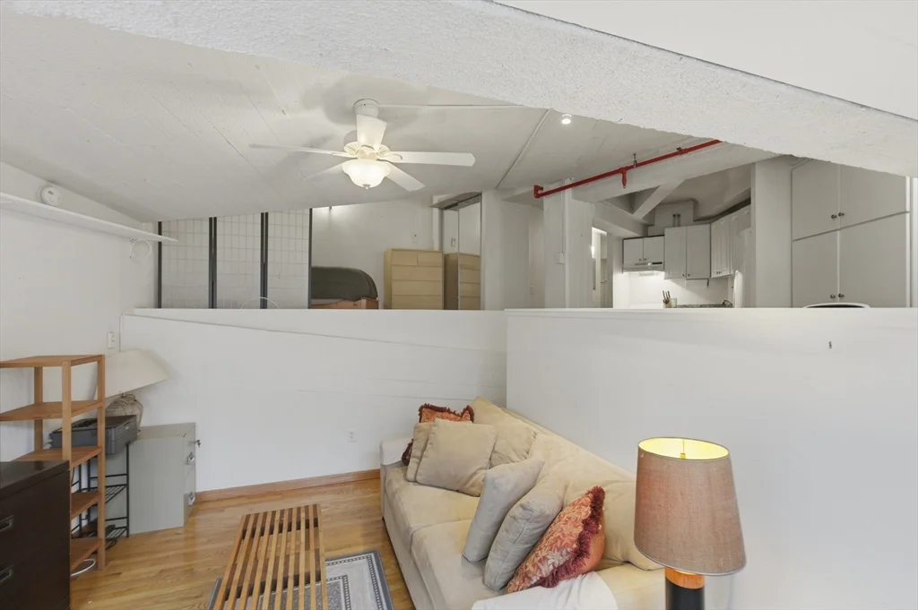 1 bed, 1 bath apartment for rent at 12 Stoneholm St Unit 425, Back Bay — photo 8 of 40