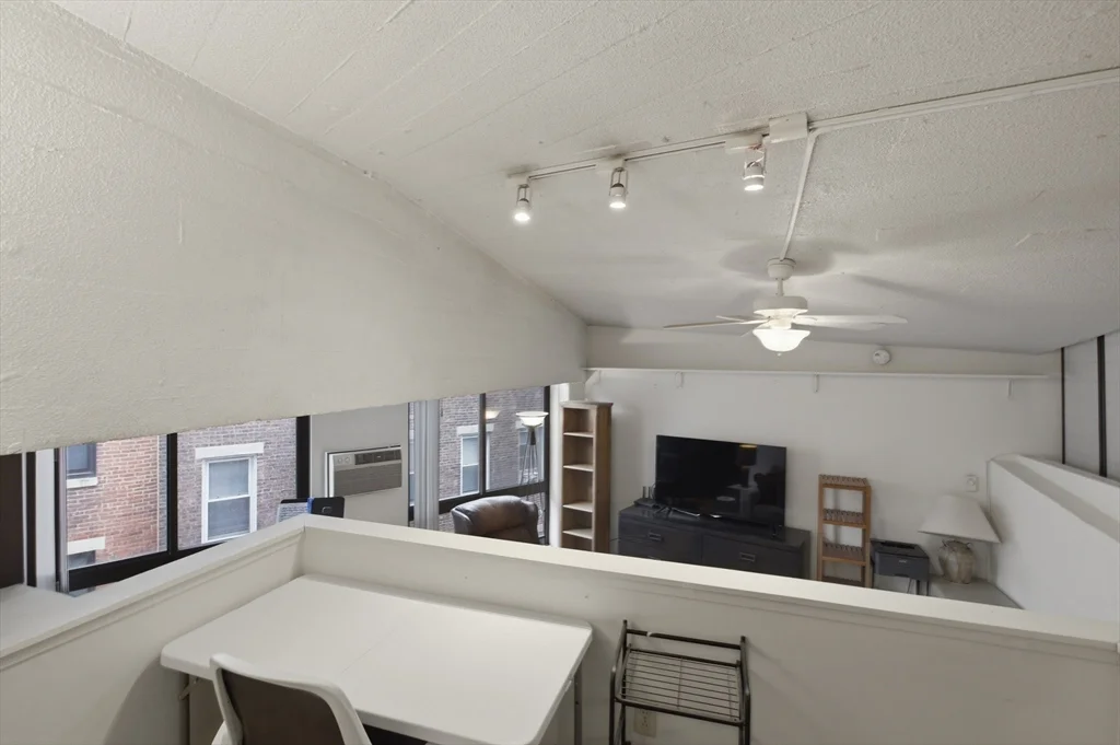 1 bed, 1 bath apartment for rent at 12 Stoneholm St Unit 425, Back Bay — photo 16 of 40