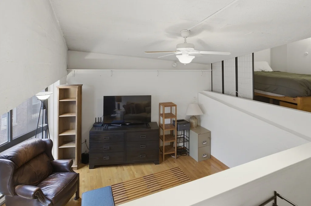 1 bed, 1 bath apartment for rent at 12 Stoneholm St Unit 425, Back Bay — photo 19 of 40