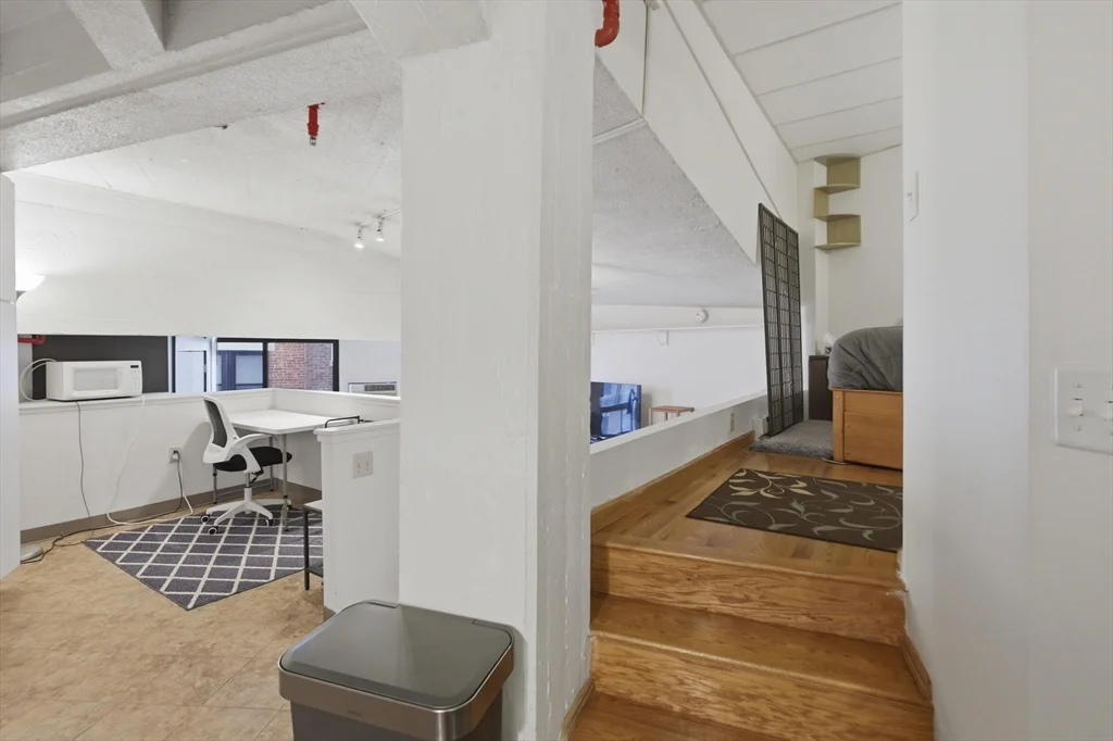 1 bed, 1 bath apartment for rent at 12 Stoneholm St Unit 425, Back Bay — photo 26 of 40