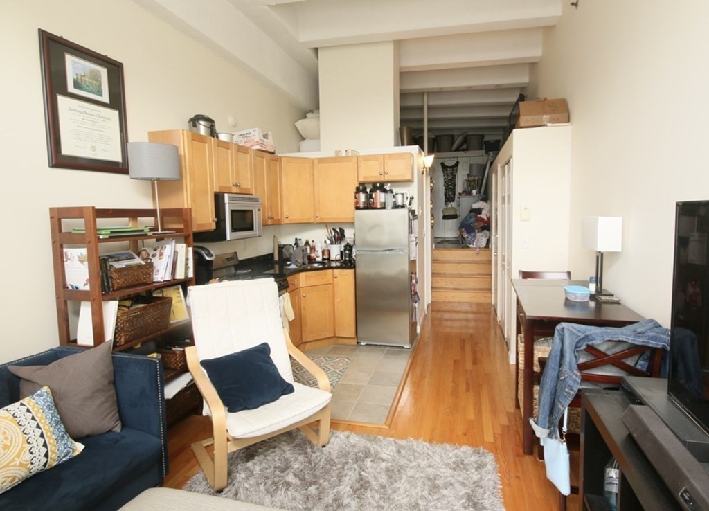 1 bed, 1 bath apartment for rent at 12 Stoneholm St Unit 506, Fenway — photo 4 of 11