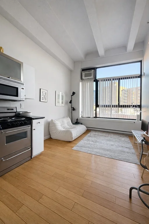 1 bed, 1 bath apartment for rent at 12 Stoneholm St Unit 516, Fenway — photo 7 of 13