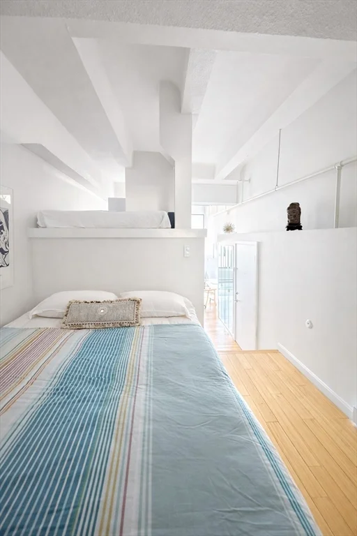 1 bed, 1 bath apartment for rent at 12 Stoneholm St Unit 516, Fenway — photo 5 of 13