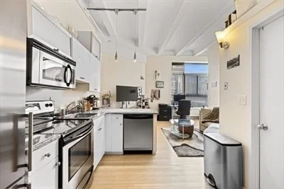 1 bed, 1 bath apartment for rent at 12 Stoneholm St Unit 524, Fenway