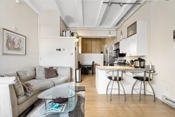 1 bed, 1 bath apartment for rent at 12 Stoneholm St Unit 524, Fenway — photo 3 of 11