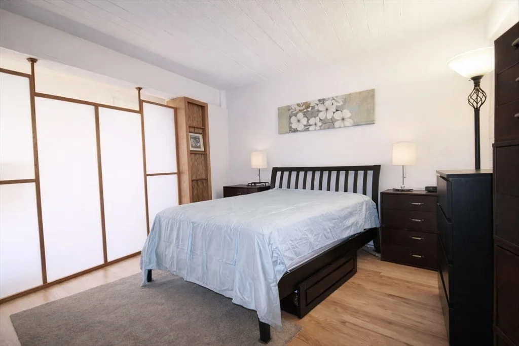 1 bed, 1 bath apartment for rent at 12 Stoneholm St Unit 525, Fenway — photo 5 of 9