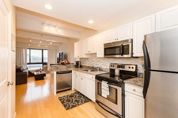 1 bed, 1 bath apartment for rent at 12 Stoneholm St Unit 603, Fenway — photo 1 of 17