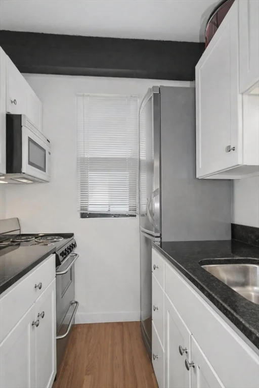 2 bed, 1 bath apartment for rent at 12 Stoneholm St Unit 608, Fenway — photo 2 of 11