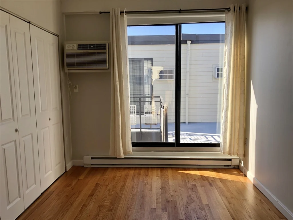 2 bed, 1 bath apartment for rent at 12 Stoneholm St Unit 616, Fenway — photo 11 of 17