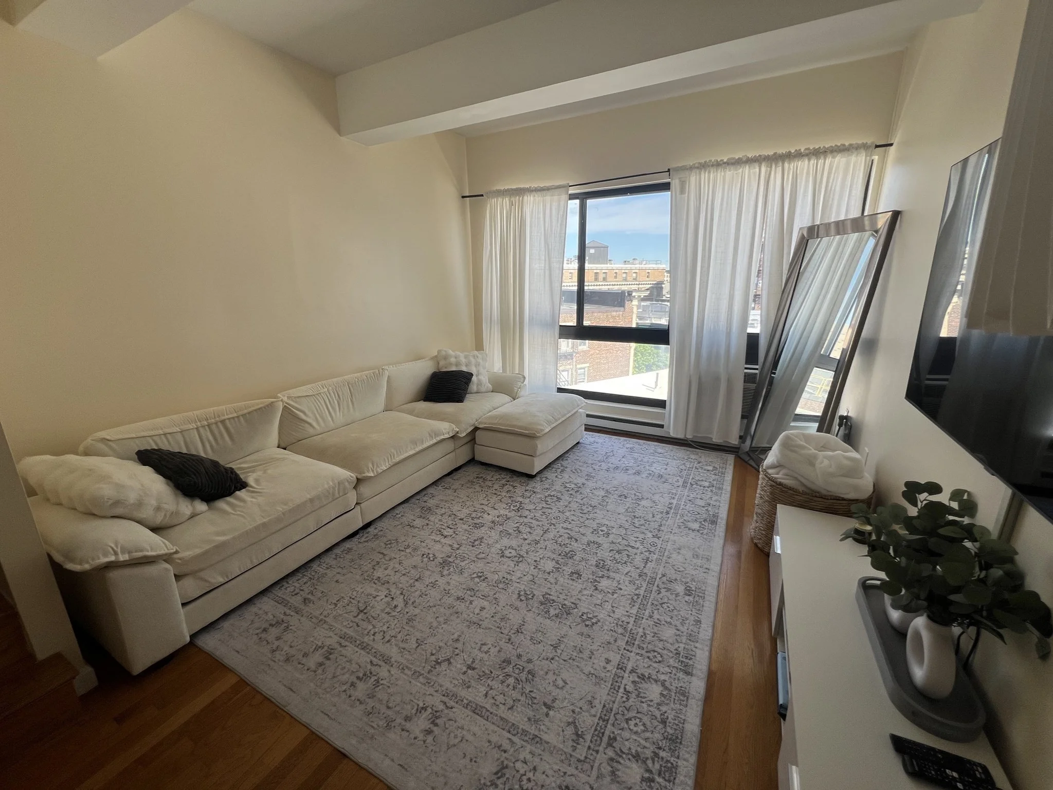 2 bed, 1.5 bath apartment for rent at 12 Stoneholm St Unit 617, Fenway — photo 5 of 19