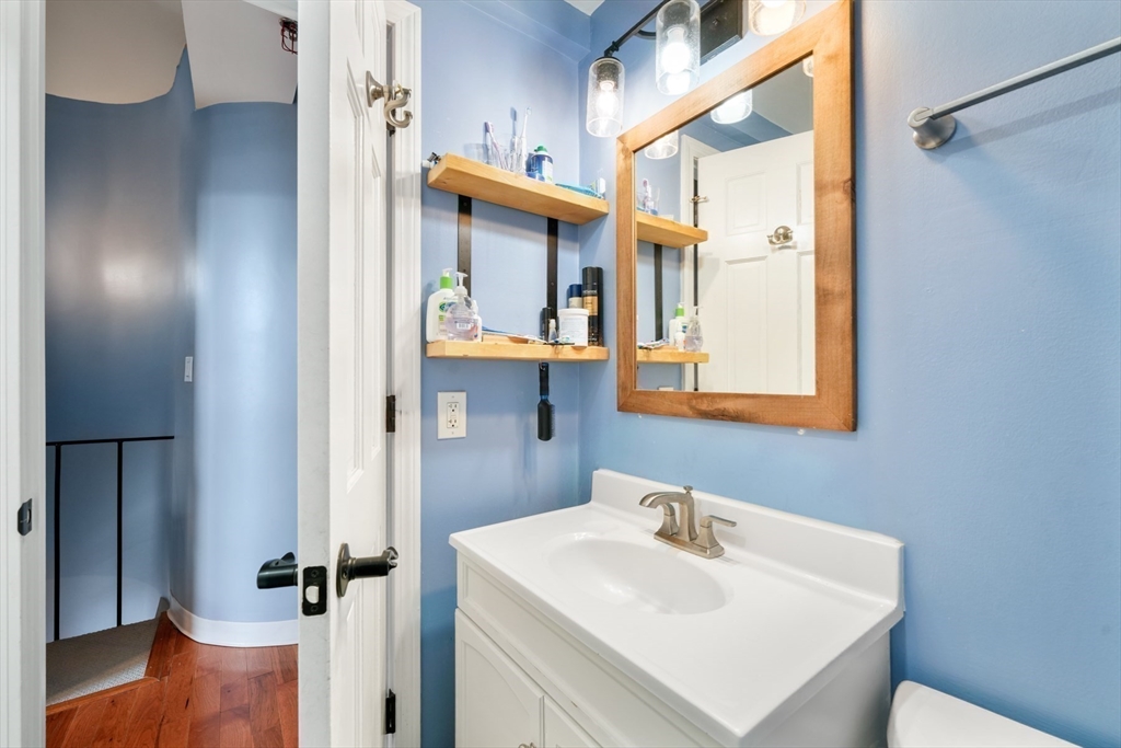 2 bed, 1 bath apartment for rent at 12 Stoneholm St Unit 621, Fenway — photo 11 of 18