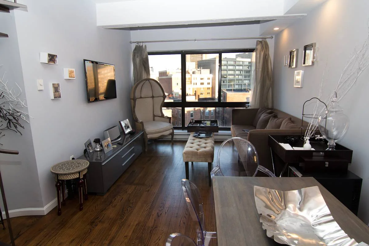 2 bed, 1.5 bath apartment for rent at 12 Stoneholm St Unit 624, Fenway — photo 9 of 9
