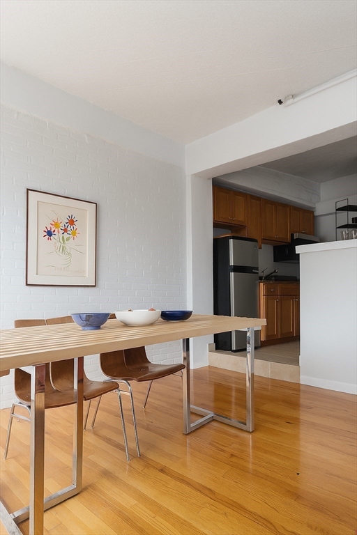 1 bed, 1 bath apartment for rent at 12 Stoneholm Unit 520, Back Bay — photo 3 of 14