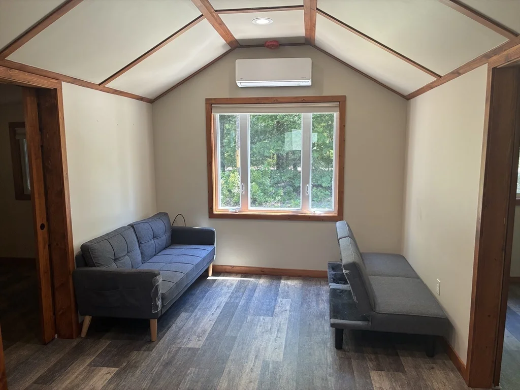 2 bed, 1 bath apartment for rent at 12 Summit Rd Unit n/a, Plymouth — photo 3 of 6