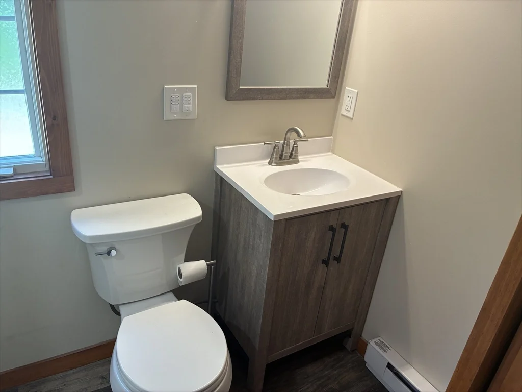 2 bed, 1 bath apartment for rent at 12 Summit Rd Unit n/a, Plymouth — photo 6 of 6