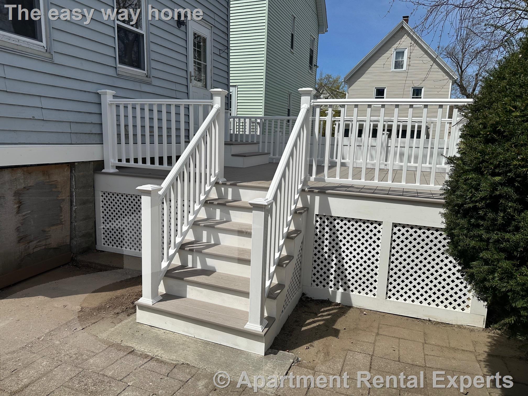 2 bed, 1 bath apartment for rent at 12 Sumner Ave, Autumn Hill — photo 12 of 16