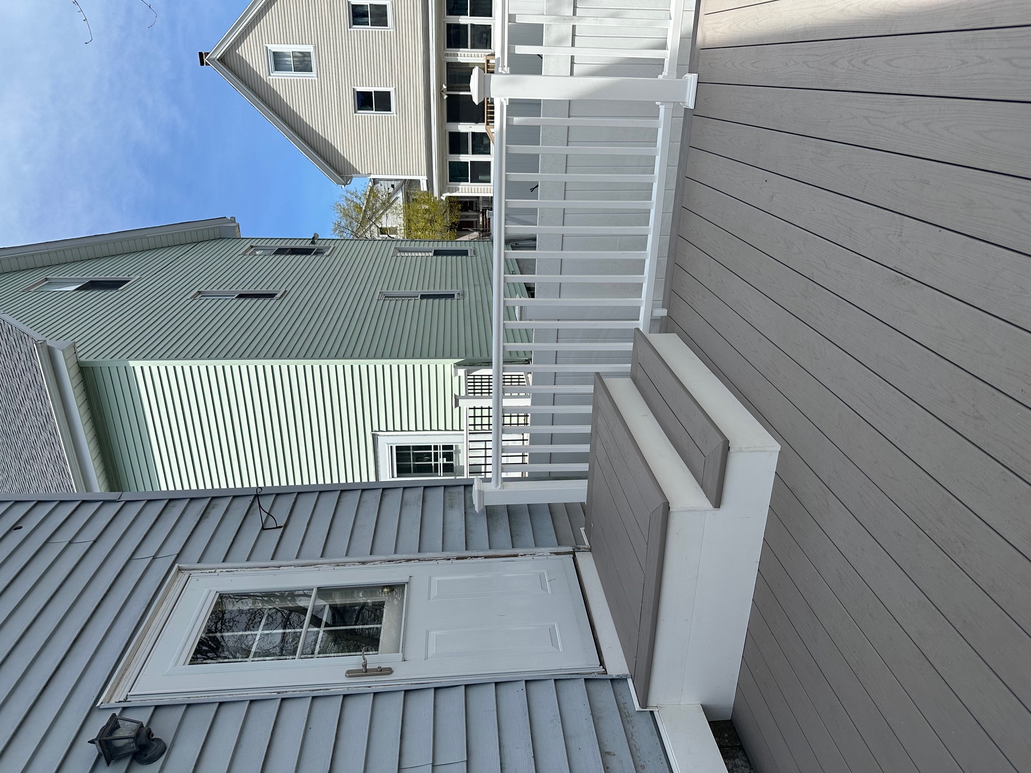 2.5 bed, 1 bath apartment for rent at 12 Sumner Ave Unit 12, Medford — photo 13 of 16