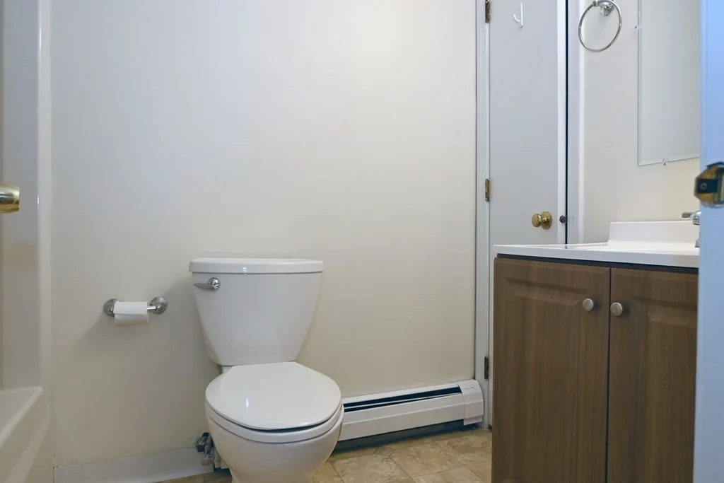 1 bed, 1 bath apartment for rent at 12 Sunnyside Ave Unit 1, Rutland — photo 11 of 16