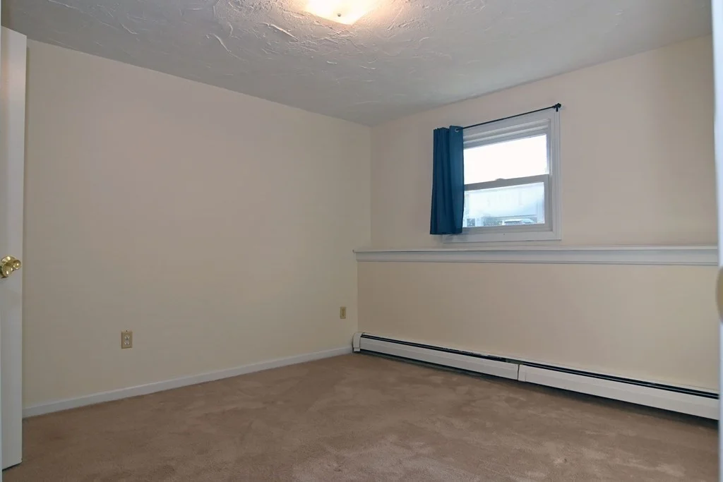 1 bed, 1 bath apartment for rent at 12 Sunnyside Ave Unit 1, Rutland — photo 5 of 16