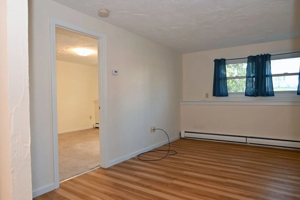 1 bed, 1 bath apartment for rent at 12 Sunnyside Ave Unit 1, Rutland — photo 4 of 16