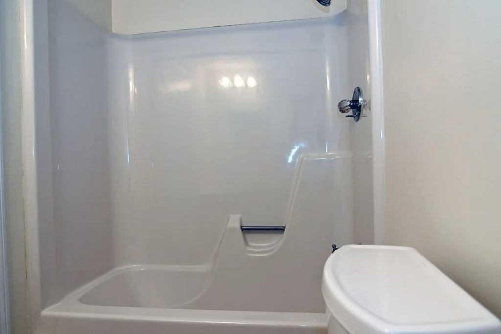 1 bed, 1 bath apartment for rent at 12 Sunnyside Ave Unit 1, Rutland — photo 12 of 16