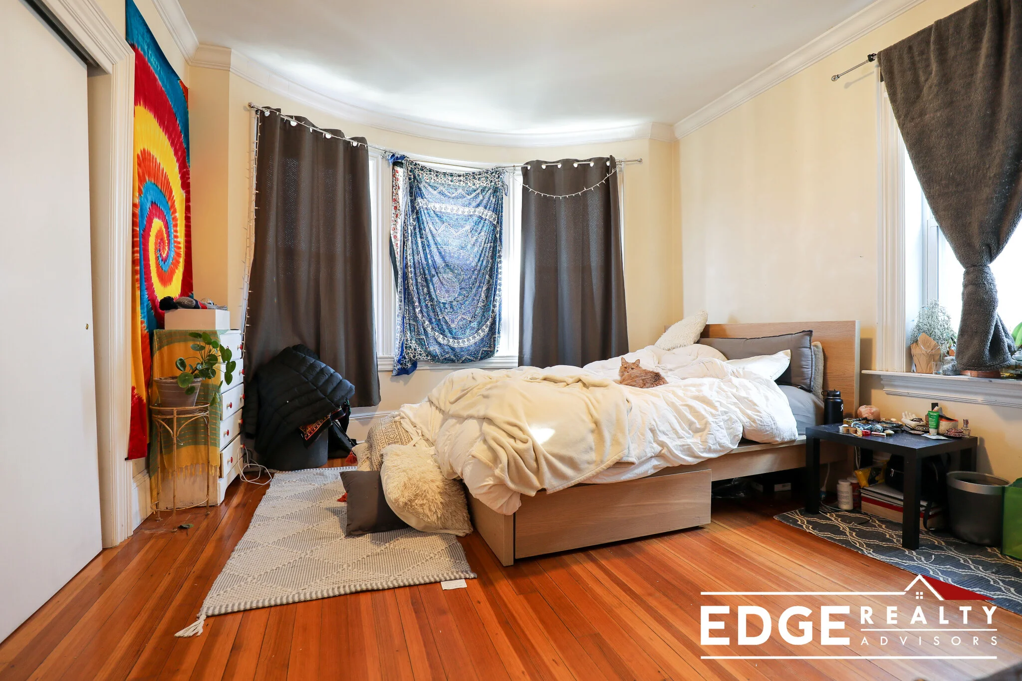 4 bed, 2 bath apartment for rent at 12 Sutherland Rd Unit 3, Brighton — photo 9 of 13