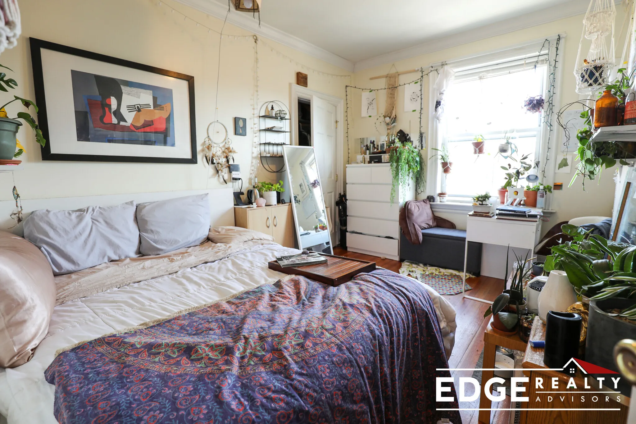 4 bed, 2 bath apartment for rent at 12 Sutherland Rd Unit 3, Brighton — photo 8 of 13