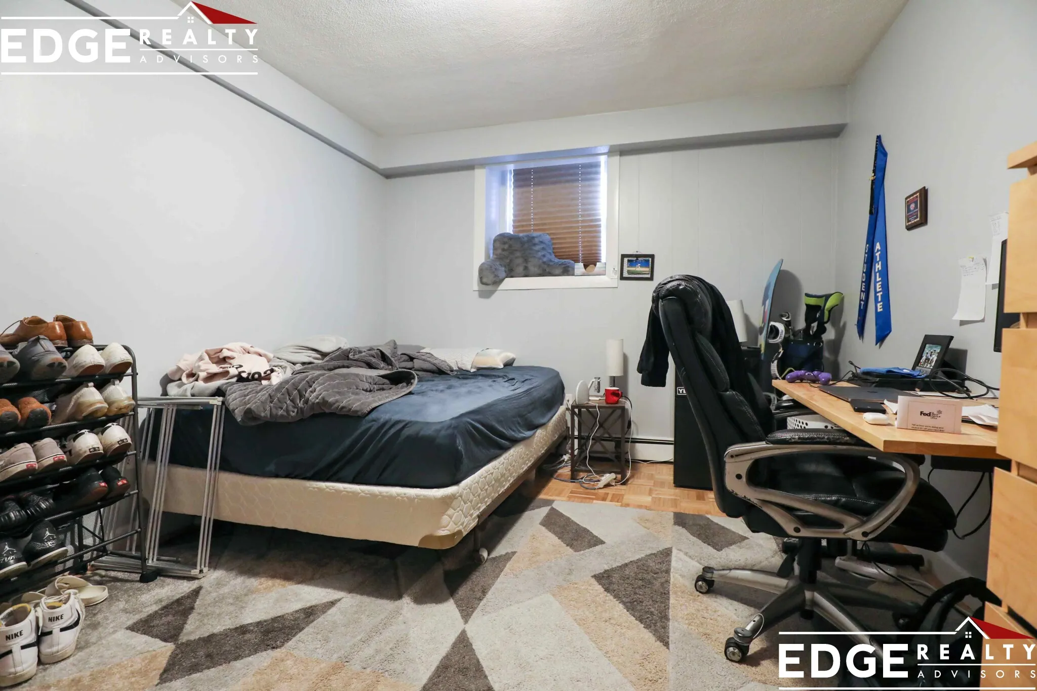3 bed, 1 bath apartment for rent at 12 Sutherland Rd Unit A, Brighton — photo 4 of 6