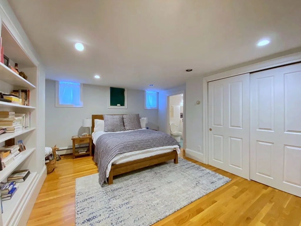 2 bed, 2 bath apartment for rent at 12 Swallow St Unit 1, South Boston — photo 8 of 9