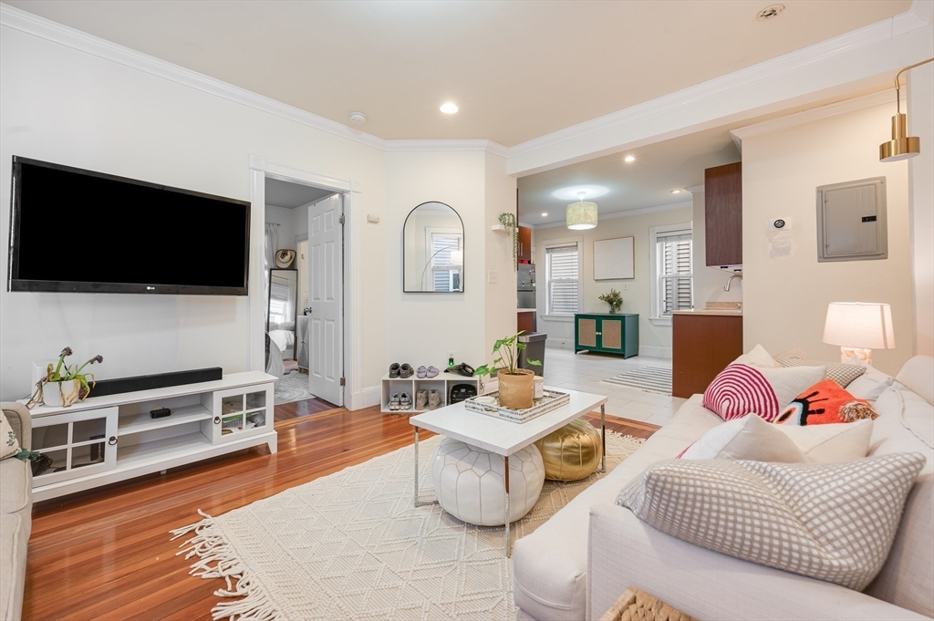 4 bed, 2 bath apartment for rent at 12 Taft St Unit 2, Dorchester — photo 1 of 17