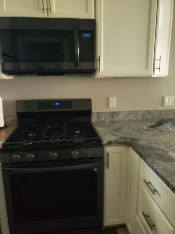 2 bed, 2 bath apartment for rent at 12 Terrace Way, Middleboro — photo 20 of 28
