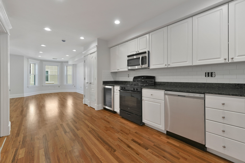 2 bed, 1 bath apartment for rent at 12 Tuckerman St Unit 1, South Boston — photo 2 of 12