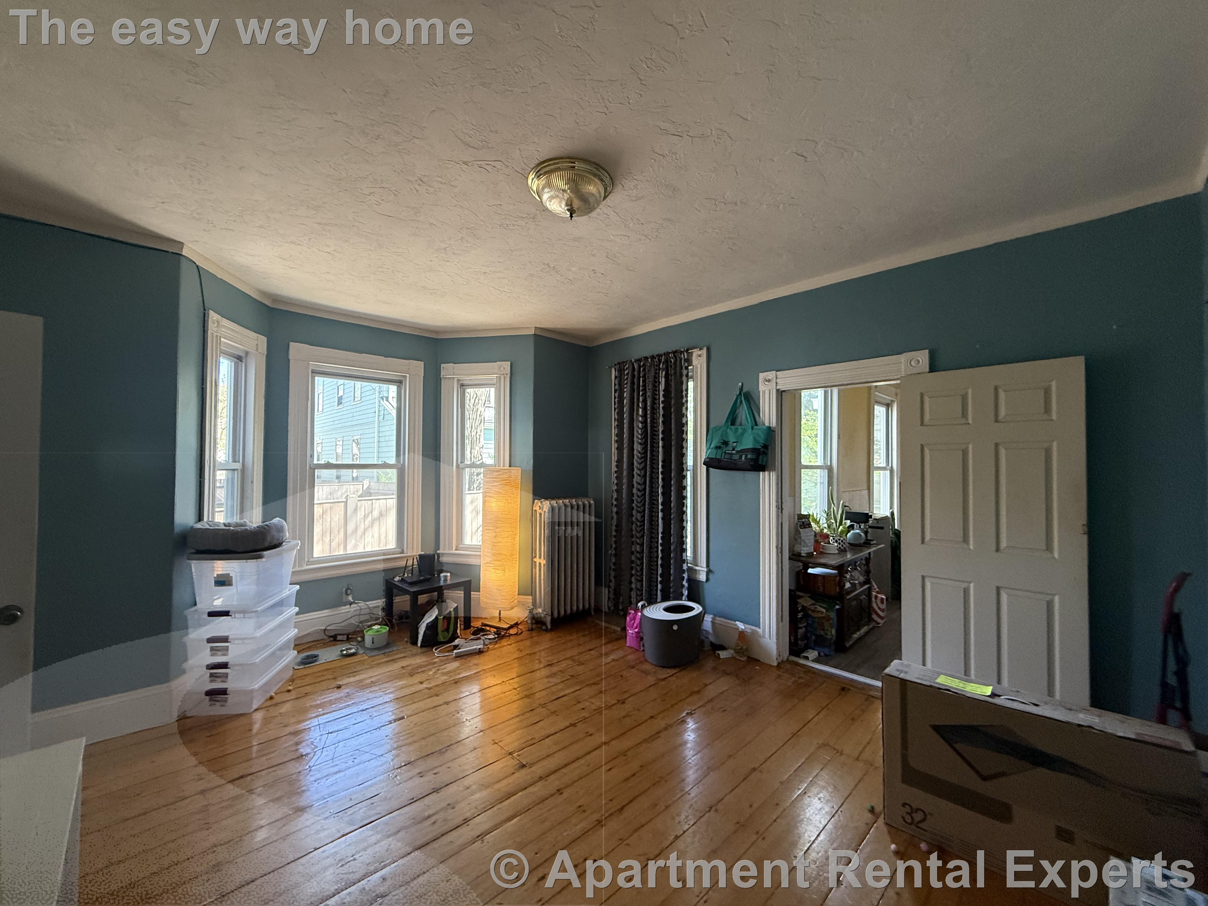 2 bed, 2 bath apartment for rent at 12 Tufts St Unit 1, Cambridgeport — photo 4 of 8