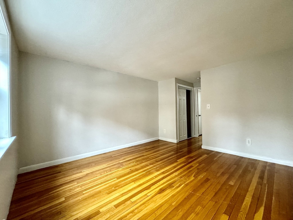 1 bed, 1 bath apartment for rent at 12 Vinal St Unit 2, Brighton — photo 10 of 17