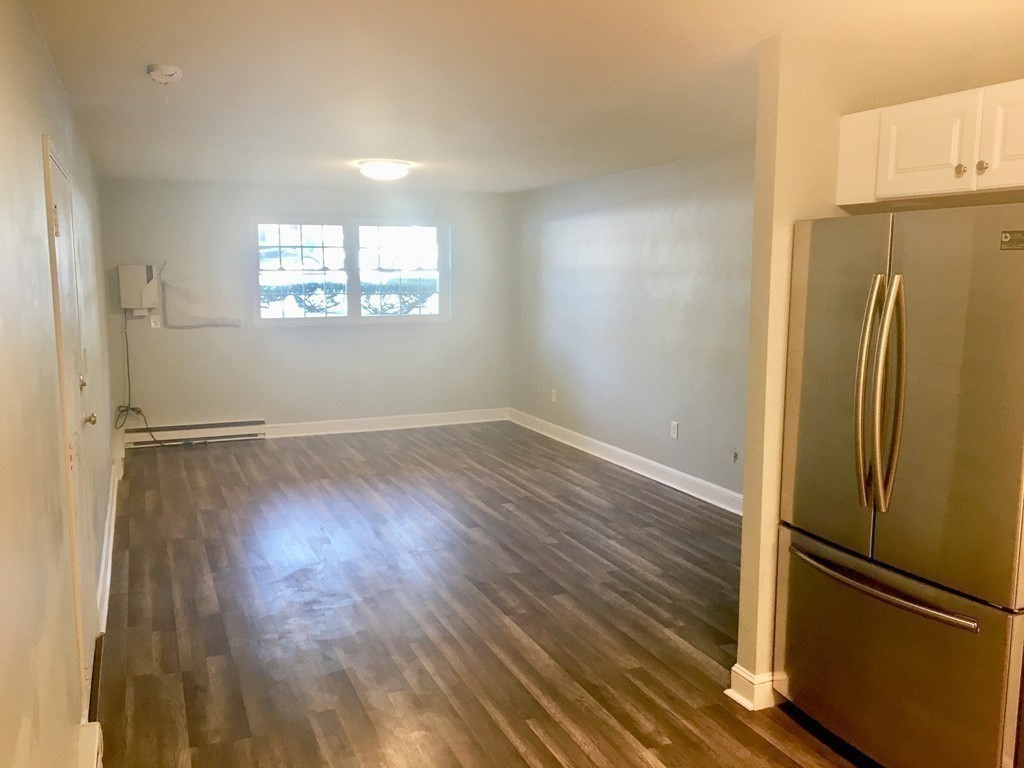 2 bed, 1 bath apartment for rent at 12 Walker Rd Unit 1, North Andover — photo 5 of 16