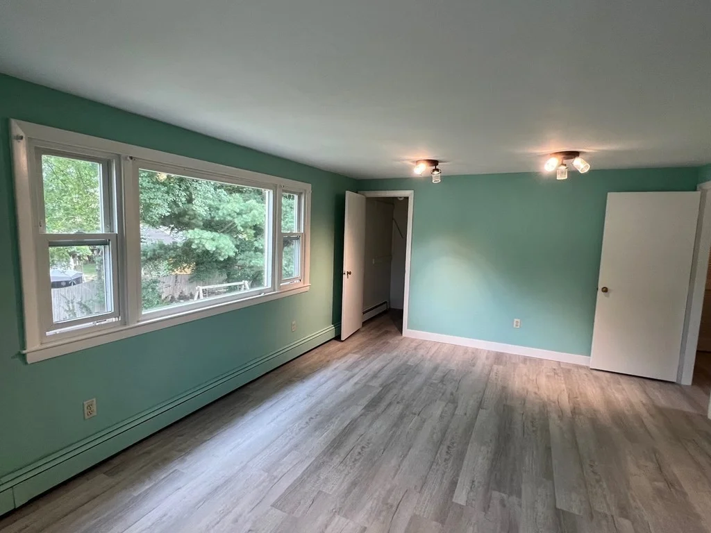 4 bed, 2 bath apartment for rent at 12 Walsh Rd, Bedford — photo 13 of 24